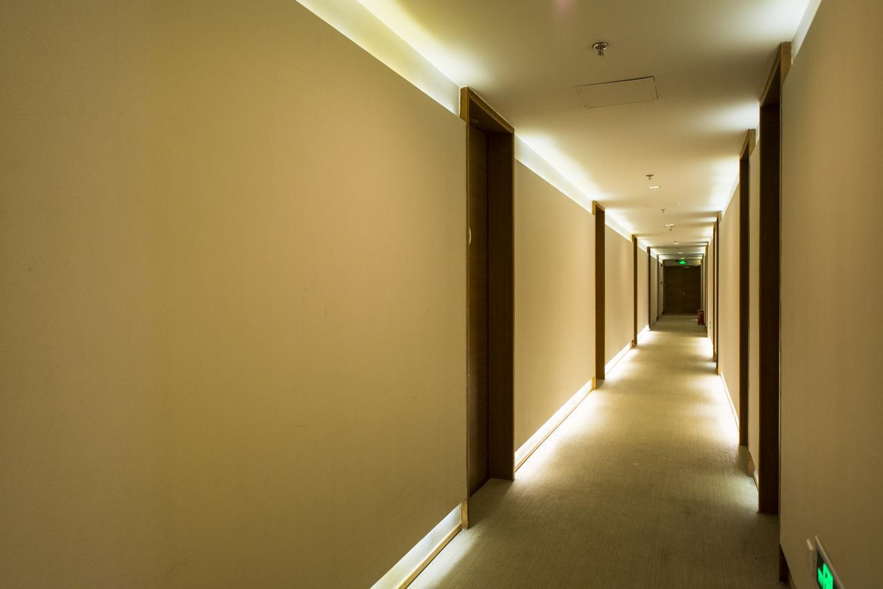 Ji Hotel Shanghai Hongqiao Airport Huqingping Highway Eksteriør bilde