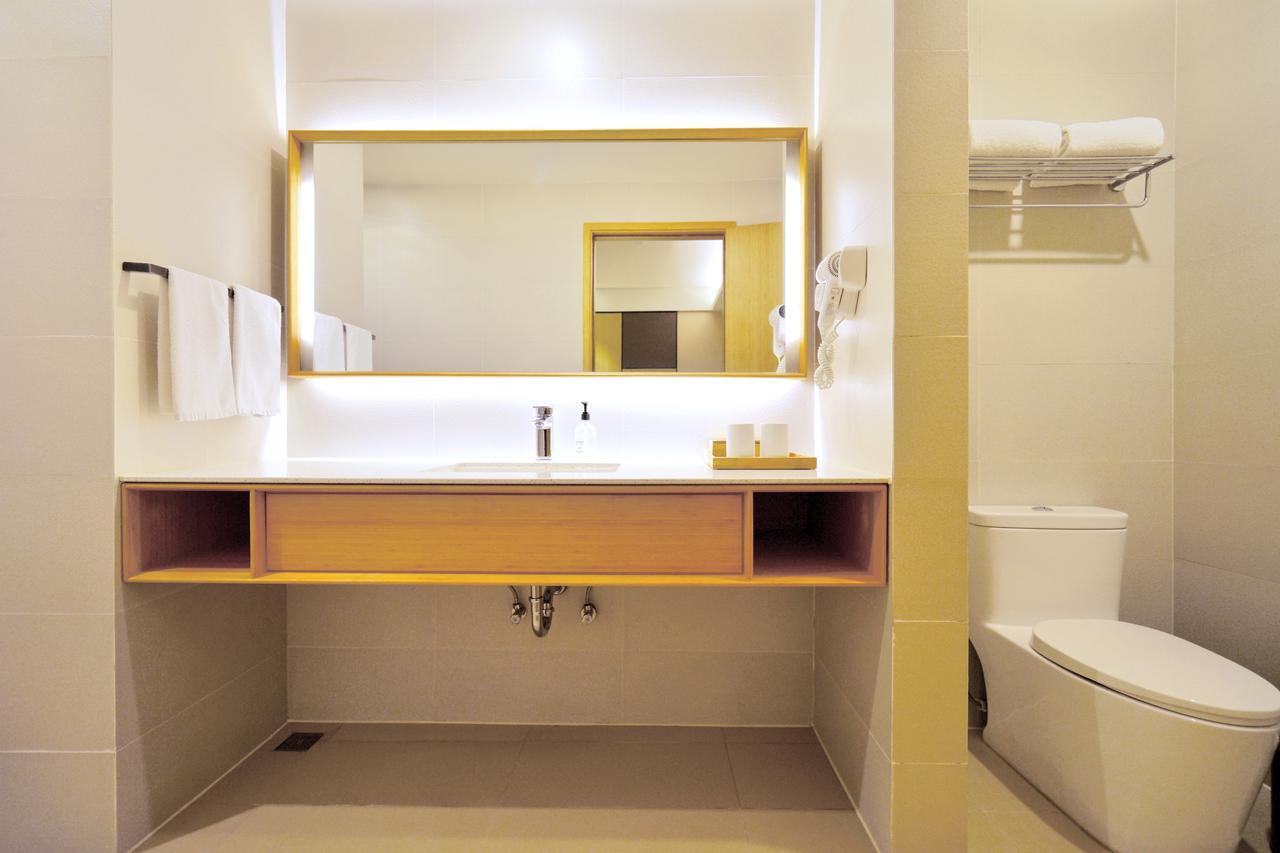 Ji Hotel Shanghai Hongqiao Airport Huqingping Highway Eksteriør bilde
